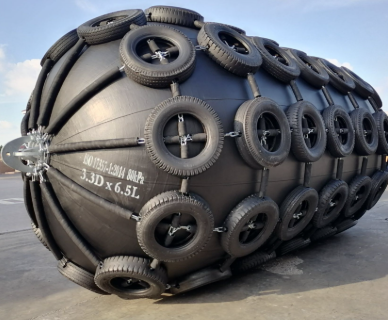 Pneumatic marine fender accessory